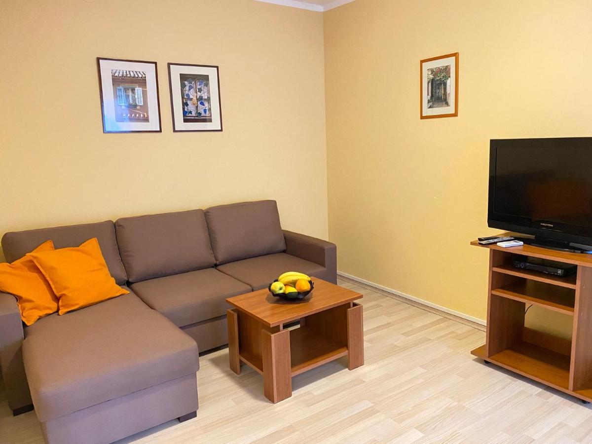 Apartmani Tamara Baska Εξωτερικό φωτογραφία