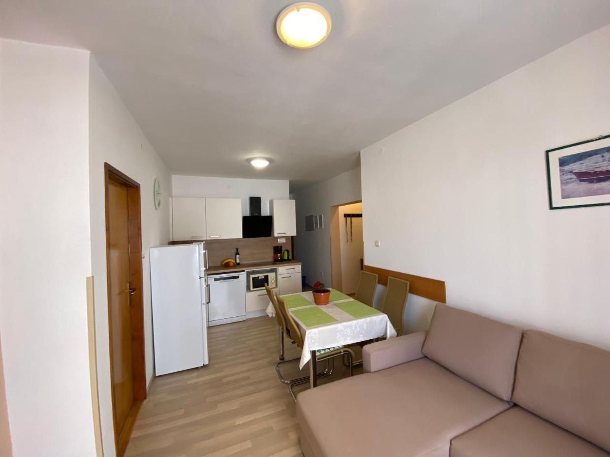 Apartmani Tamara Baska Εξωτερικό φωτογραφία